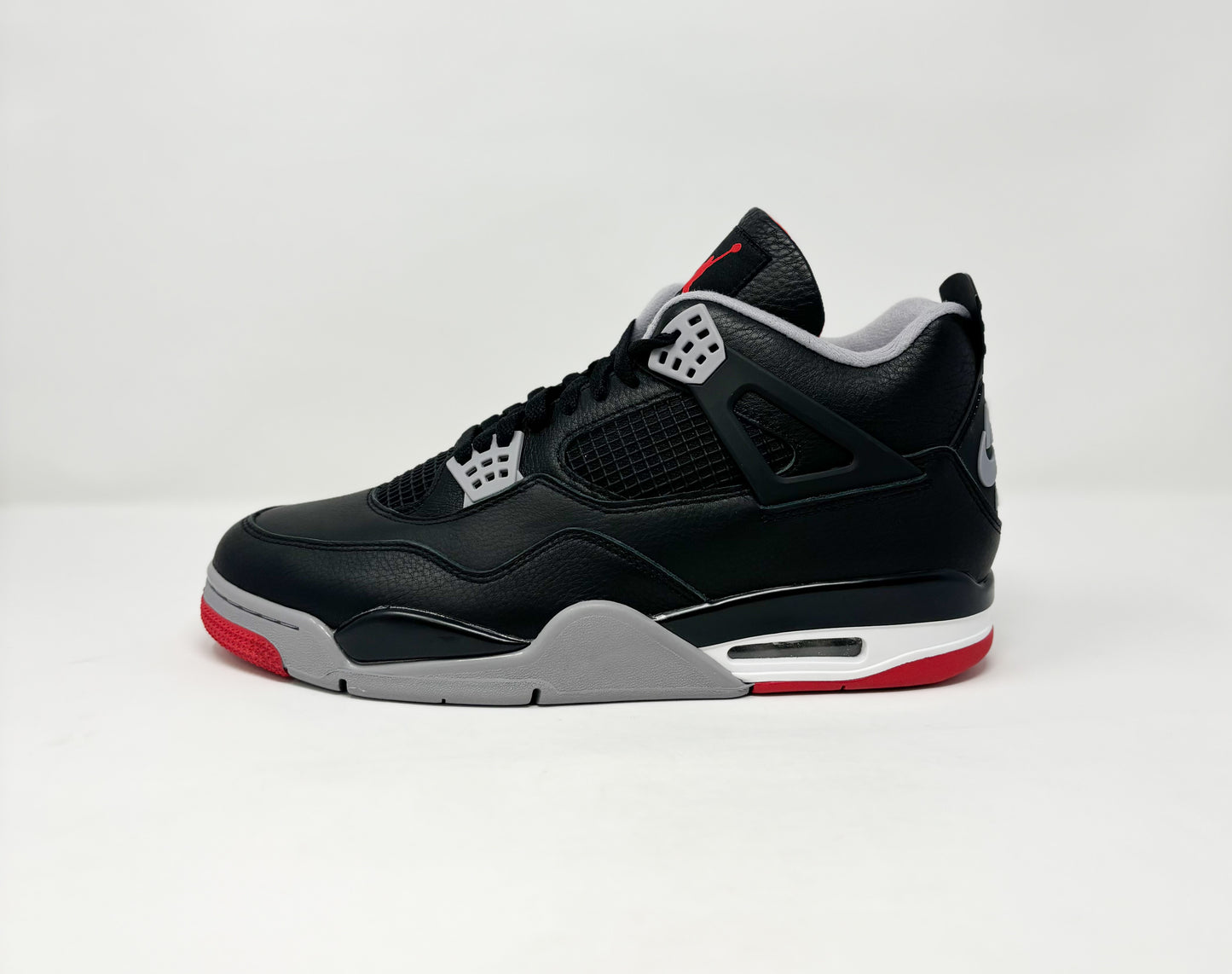 Jordan Retro 4 “Bred Reimagined”