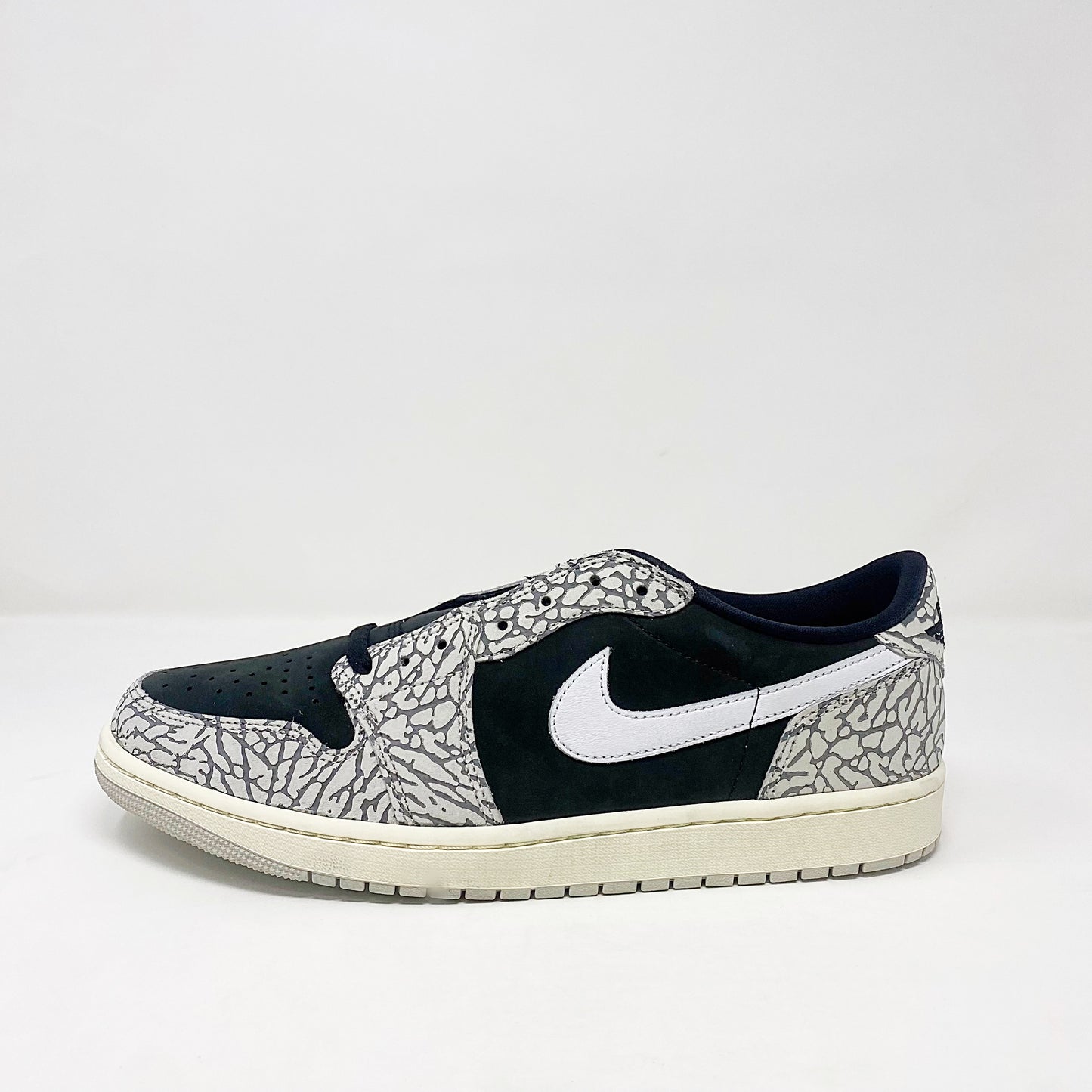 Jordan 1 Low OG “Elephant Print”
