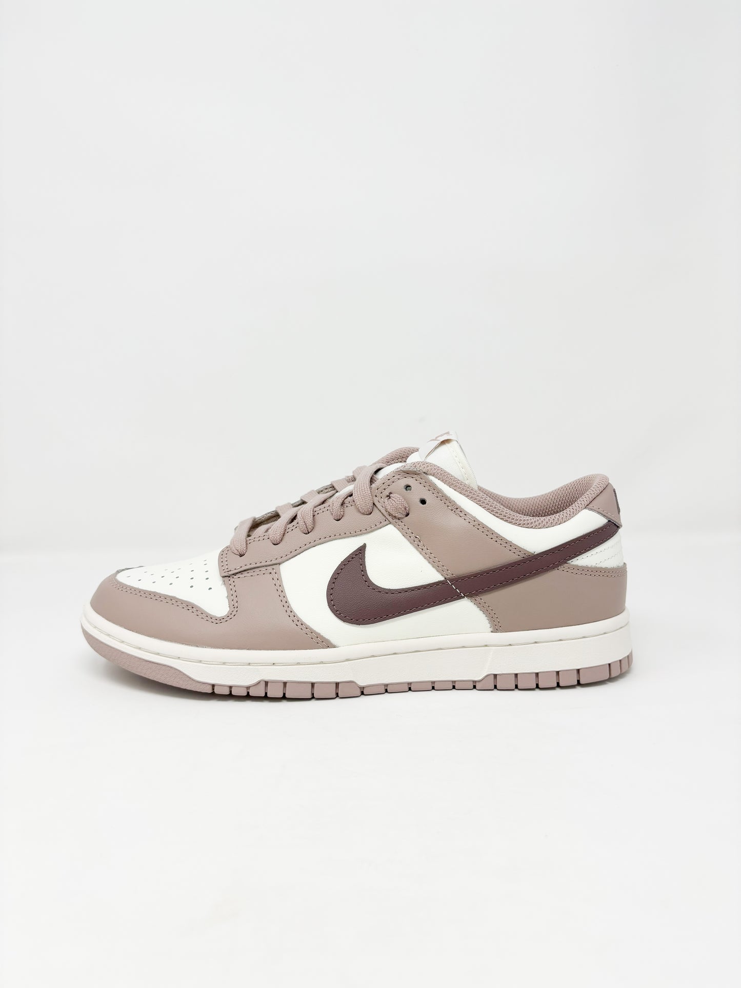 Nike Dunk Low “Taupe” (W)