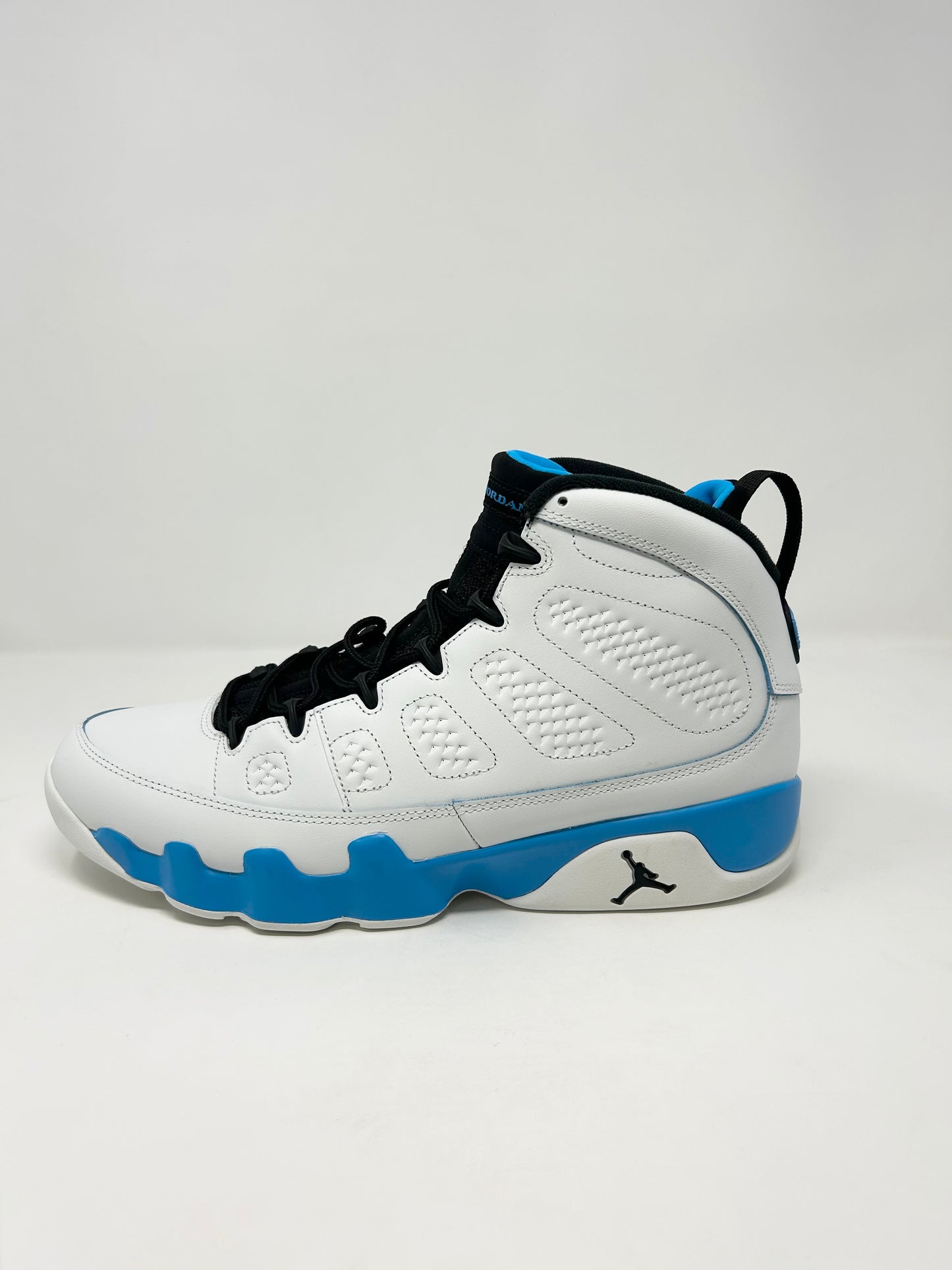 Jordan Retro 9 “University Blue” (TD)