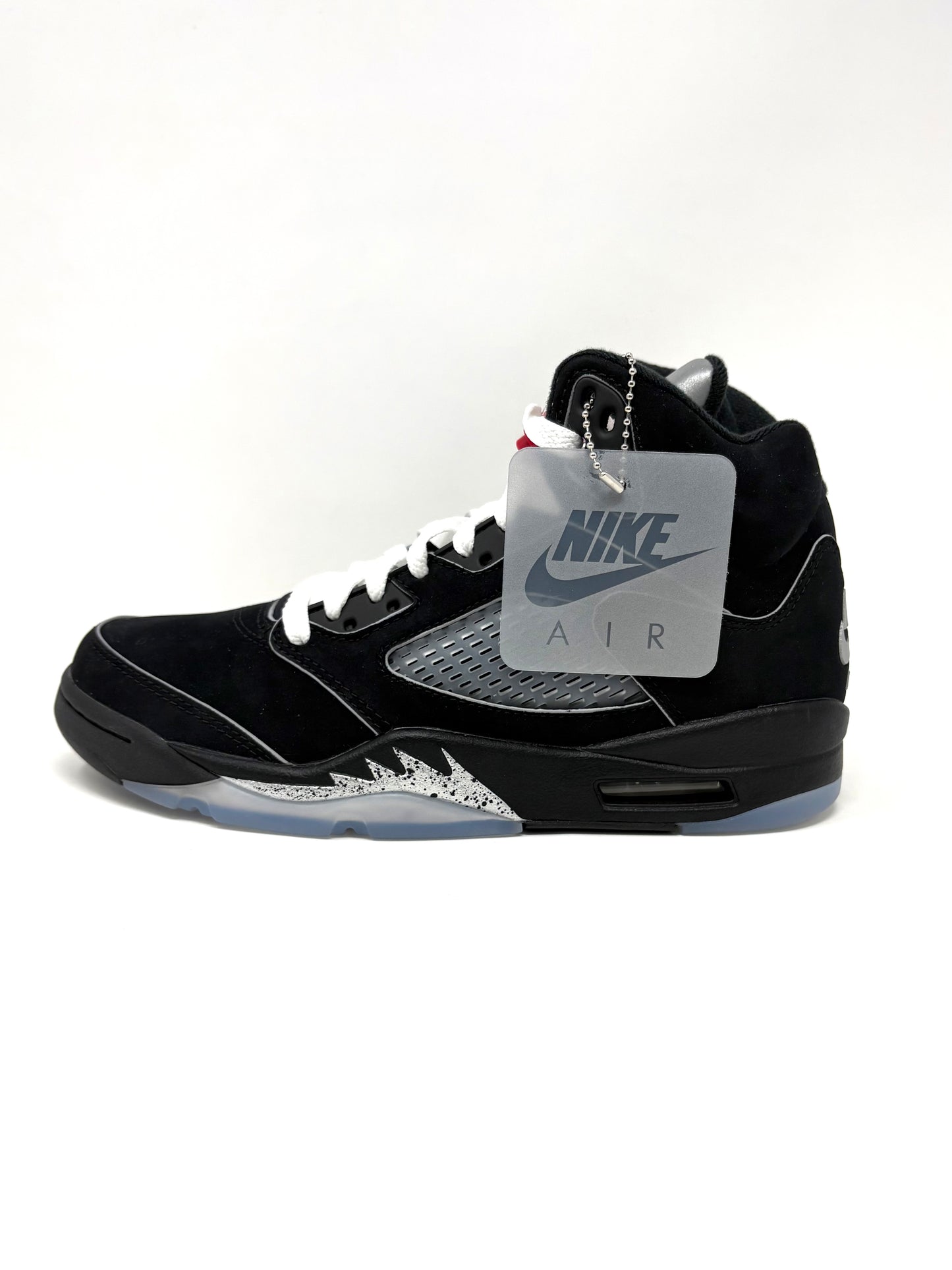 Jordan Retro 5 “Black Metallic Reimagined”