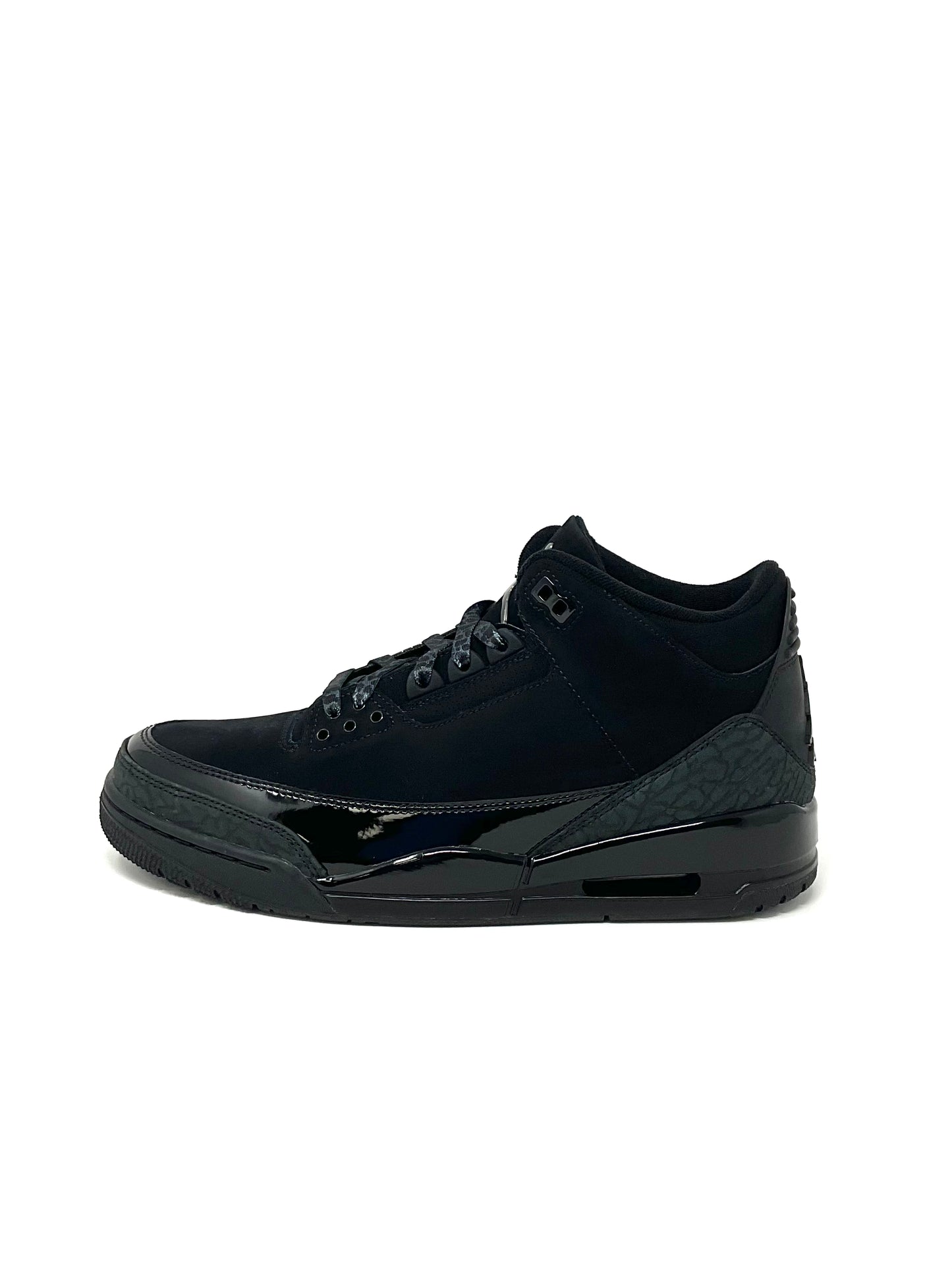 Jordan Retro 3 “Black Cat”