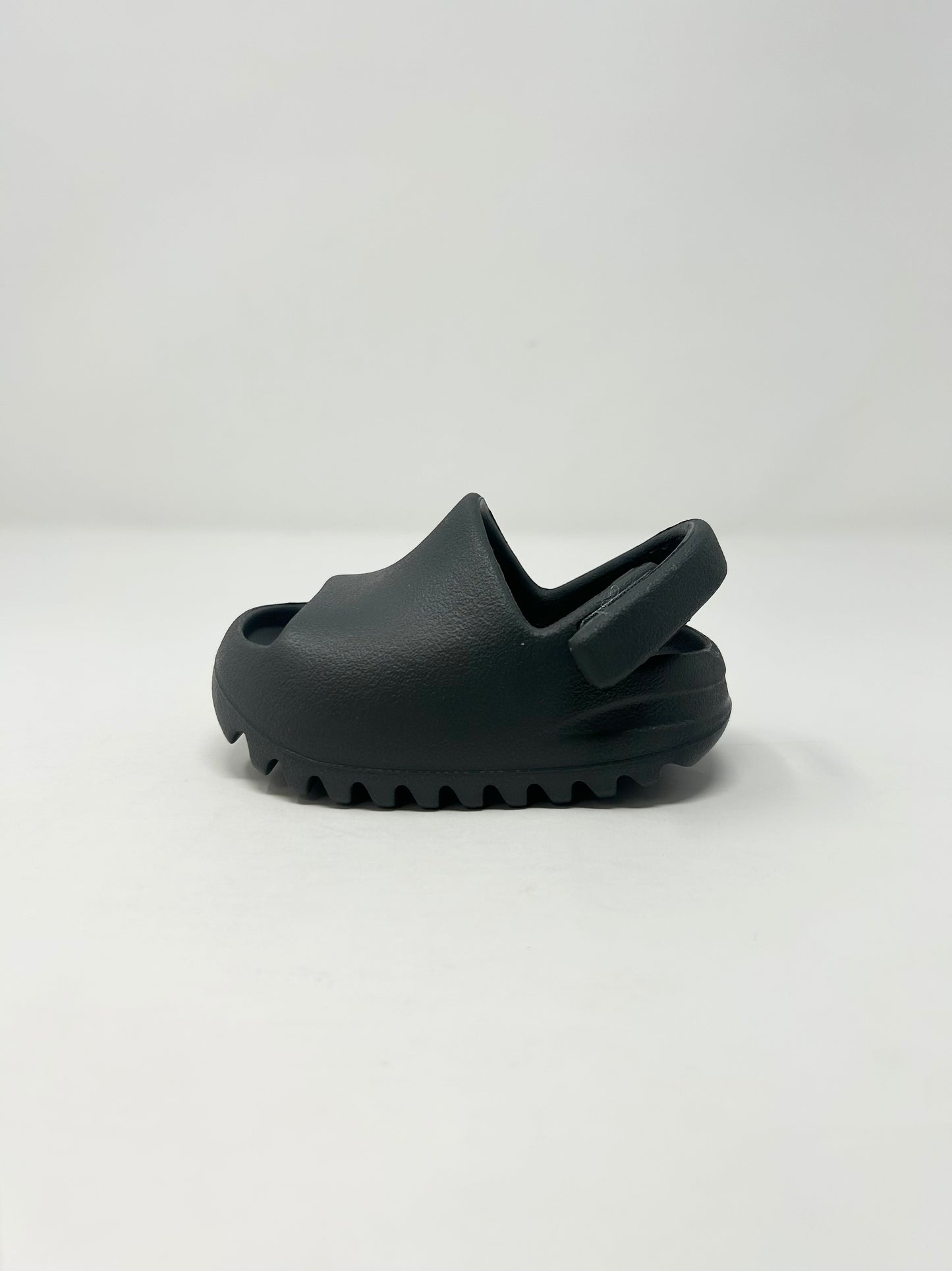 Yeezy Slide “Granite” (TD)