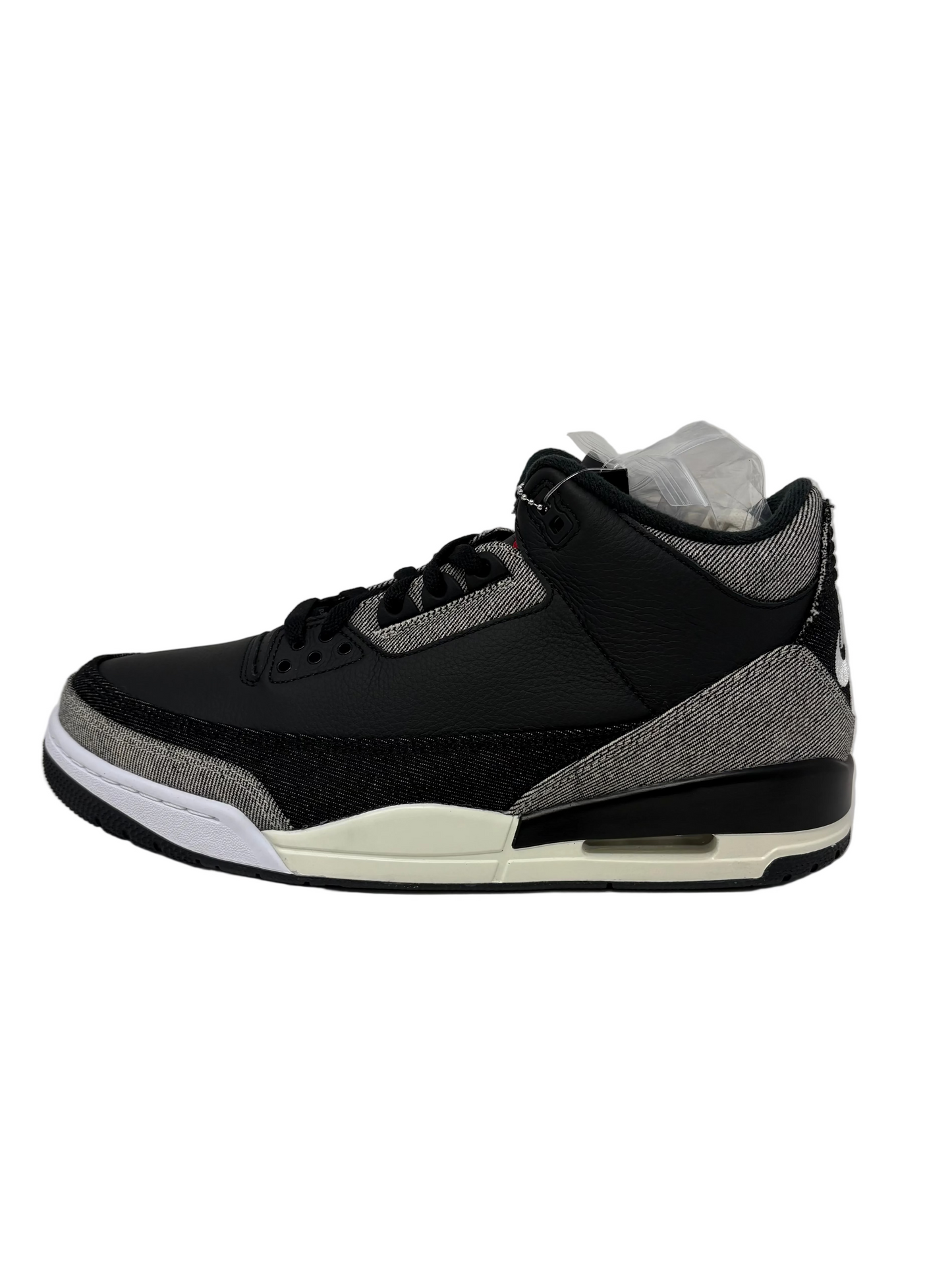 Jordan Retro 3 “Levi”