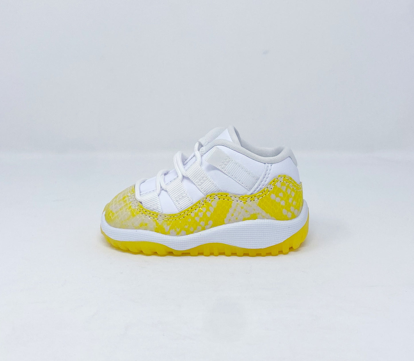 Jordan 11 Low “Yellow Snakeskin” (TD)