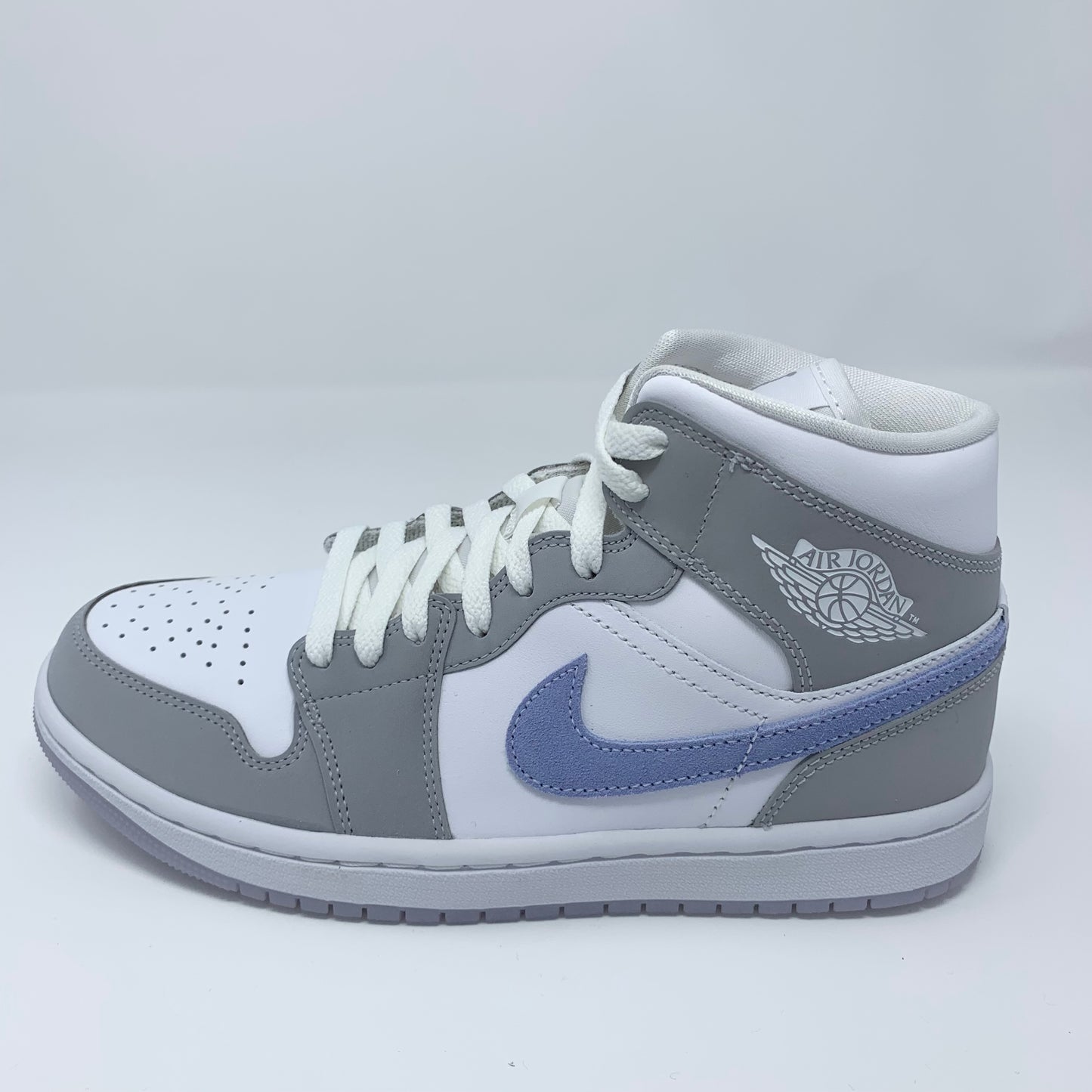 Jordan 1 Mid "Wolf Grey Aluminum" (W)