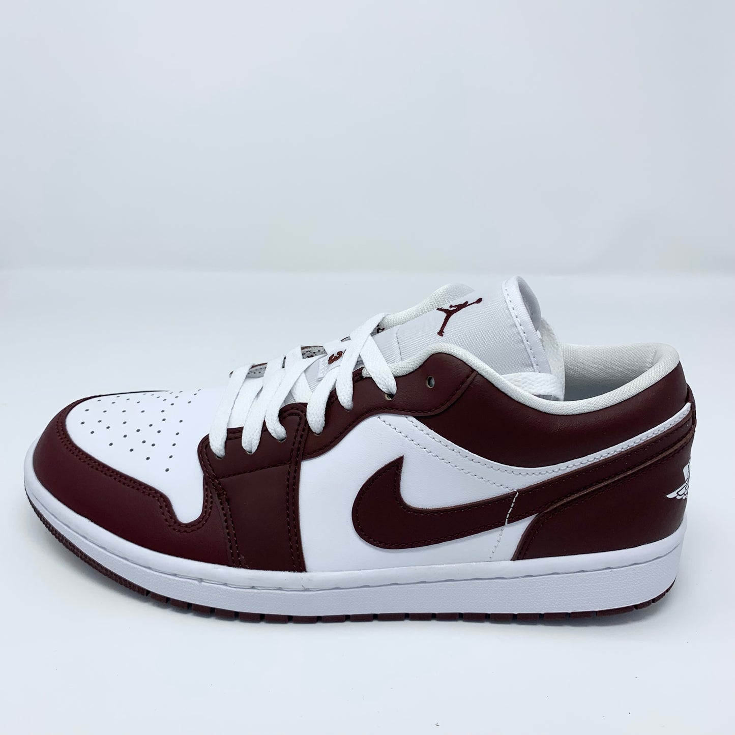 Jordan 1 Low "Team Red" (W)