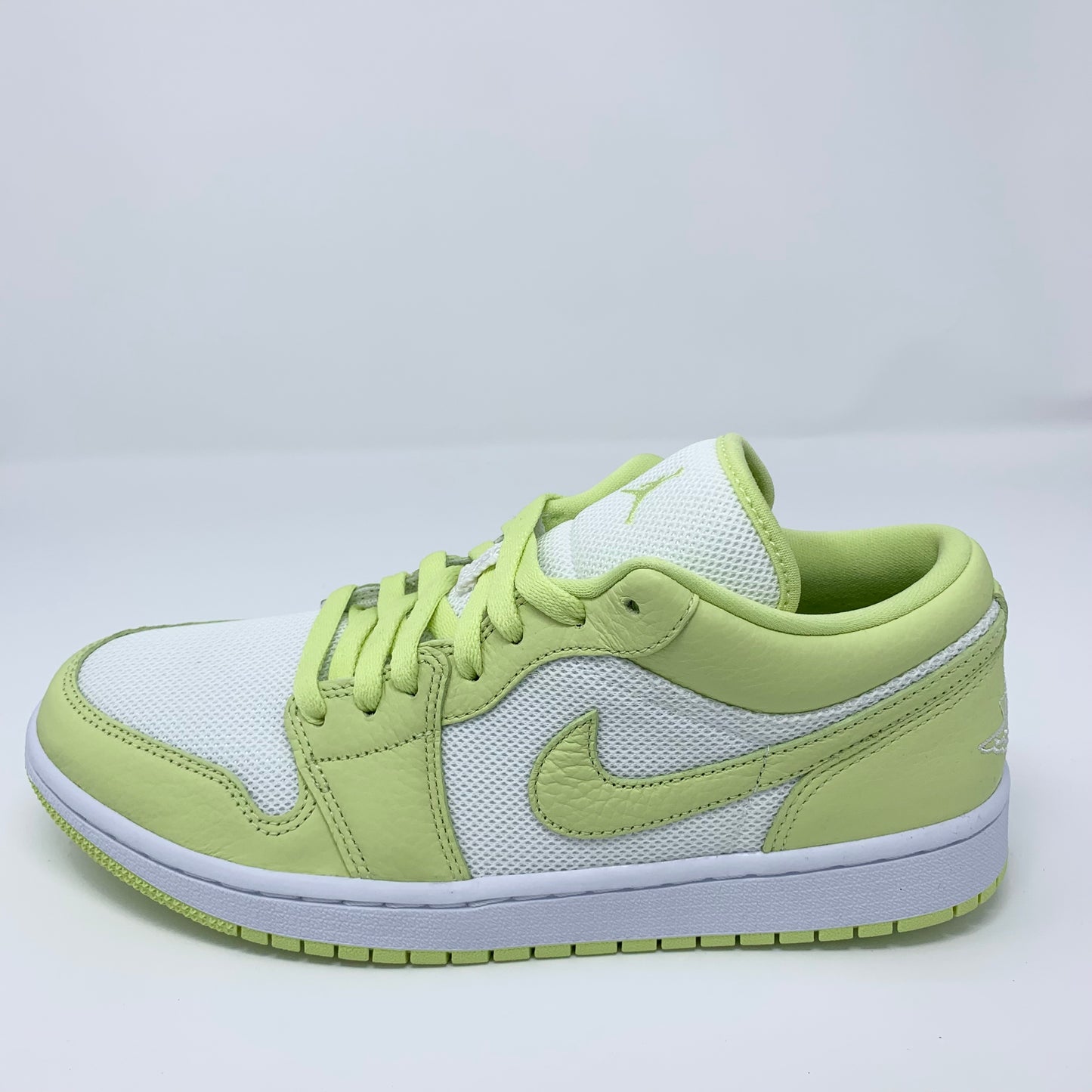 Jordan 1 Low "Limelight" (W)