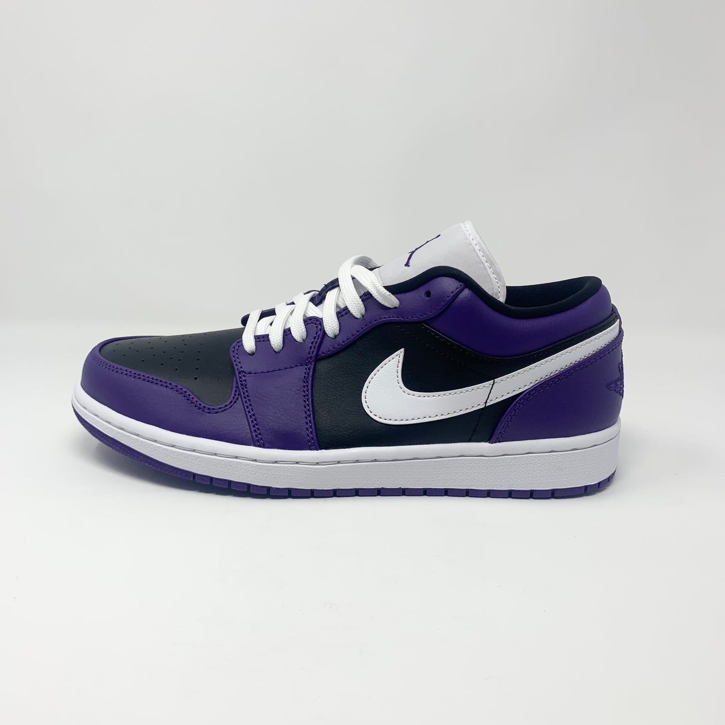 Jordan 1 Low “Black Court Purple”