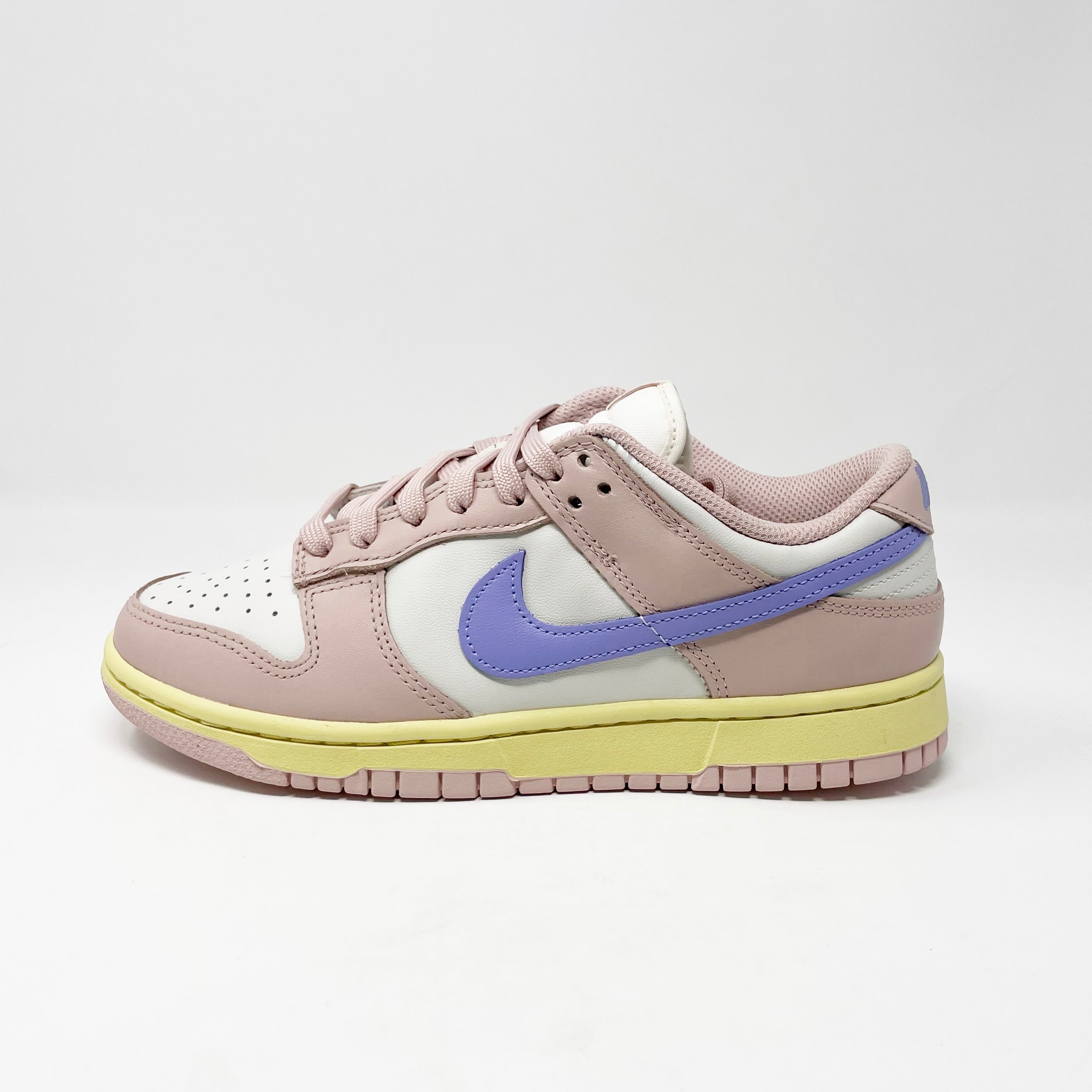 Nike Dunk Low âPink Punchâ (W) â KeepEmLACED