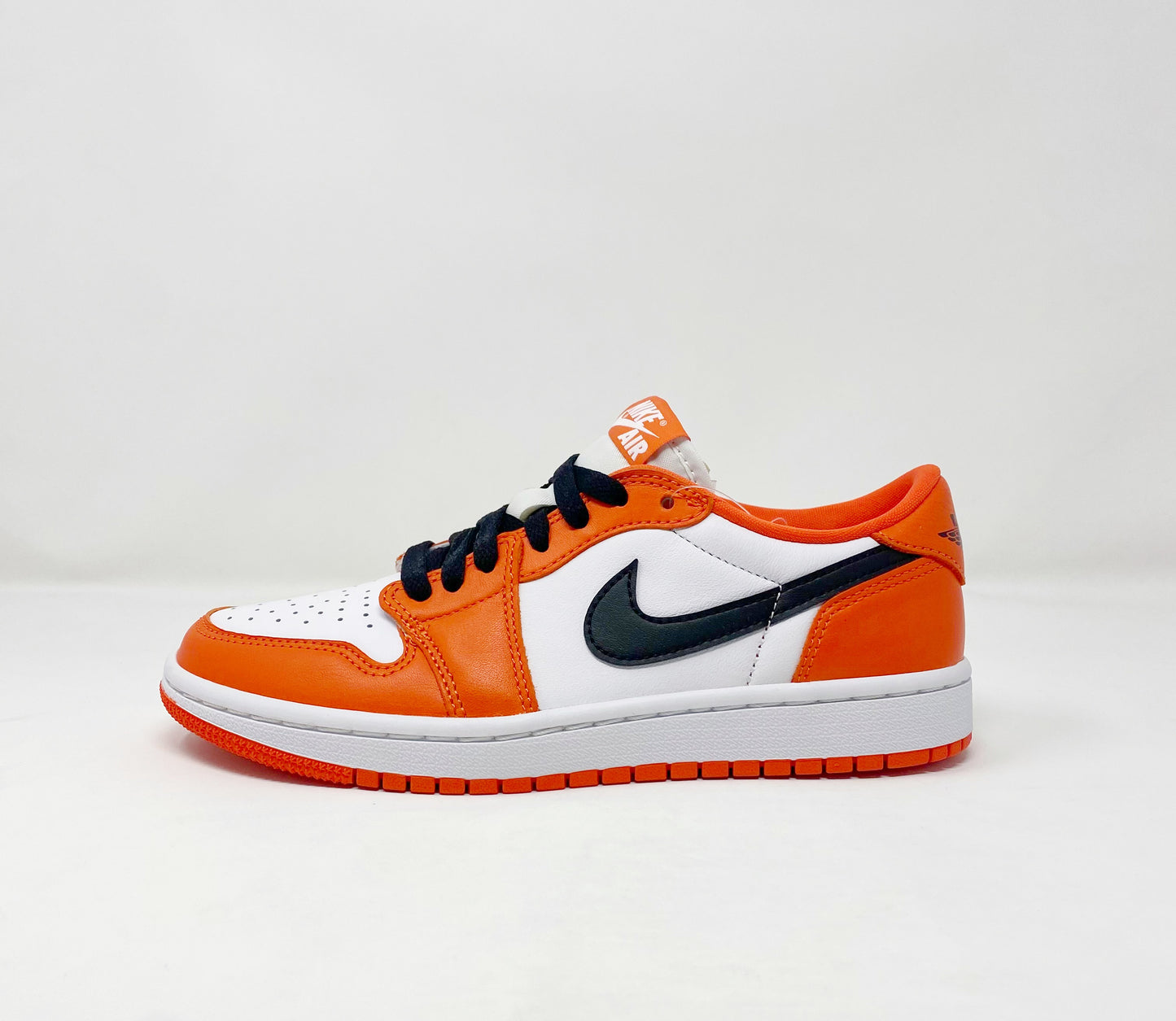 Jordan 1 Low OG “Starfish” (W)