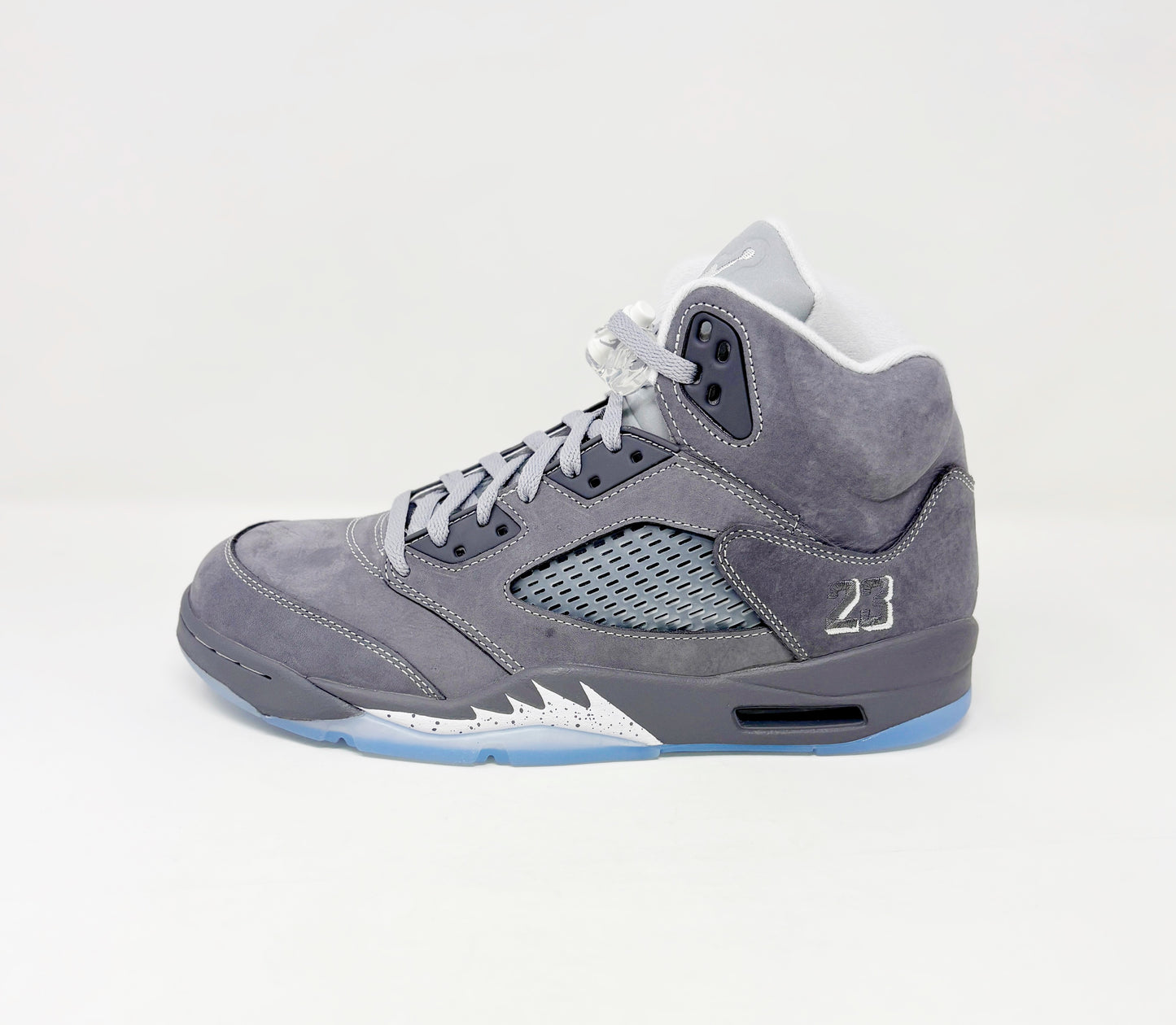 Jordan Retro 5 “Wolf Grey”