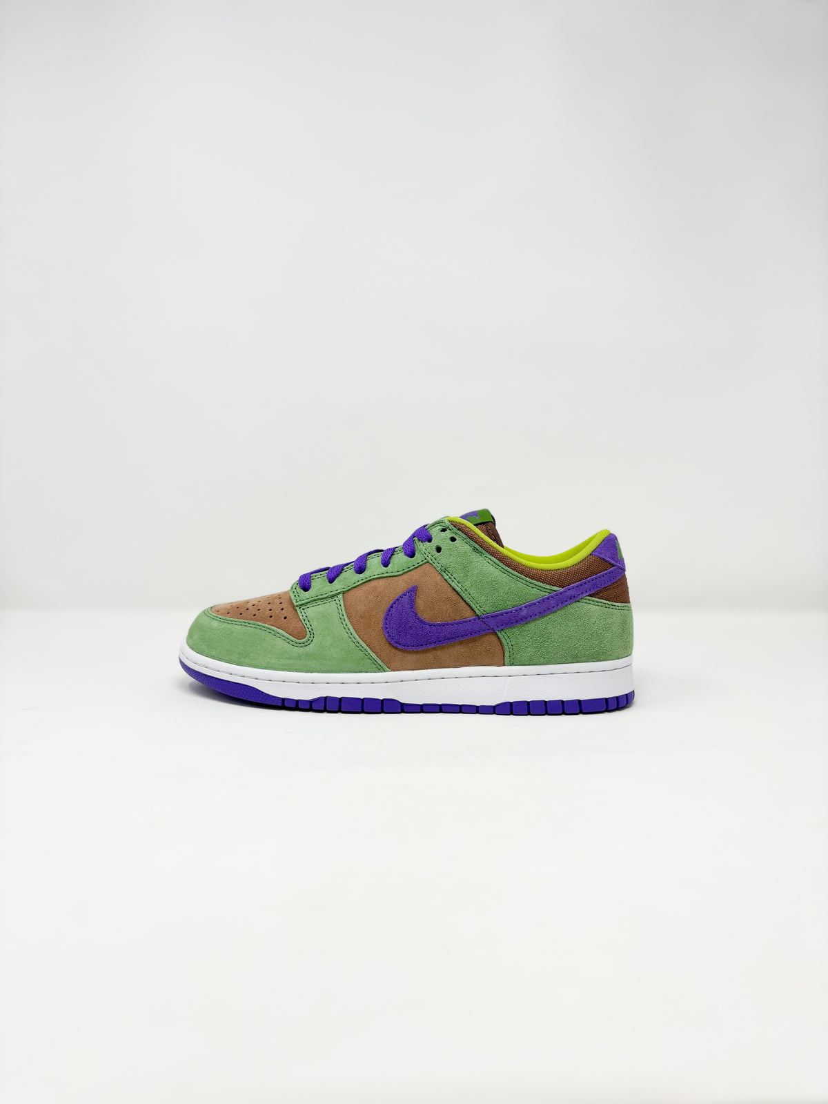 Nike Dunk Low “Veneer” – KeepEmLACED