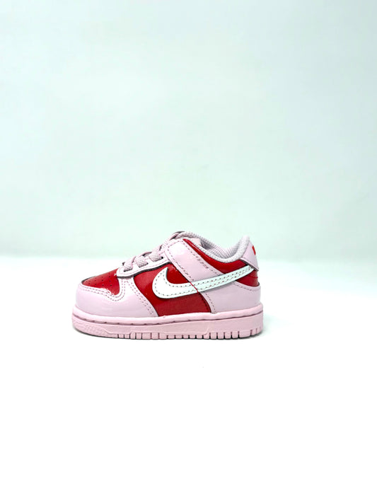 Nike Dunk Low “Valentines Day 2026” (TD)