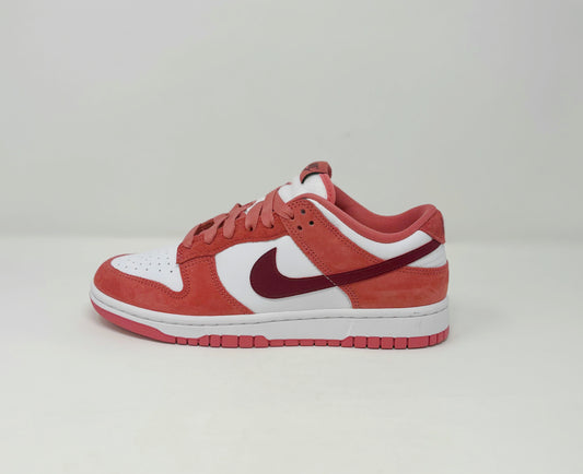 Nike Dunk Low “VDay” (W)