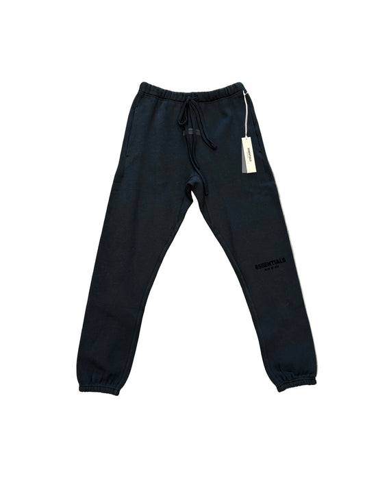 Essential Sweats “Stretch Lim”