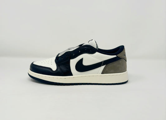 Jordan 1 Low OG “Mocha” (GS)