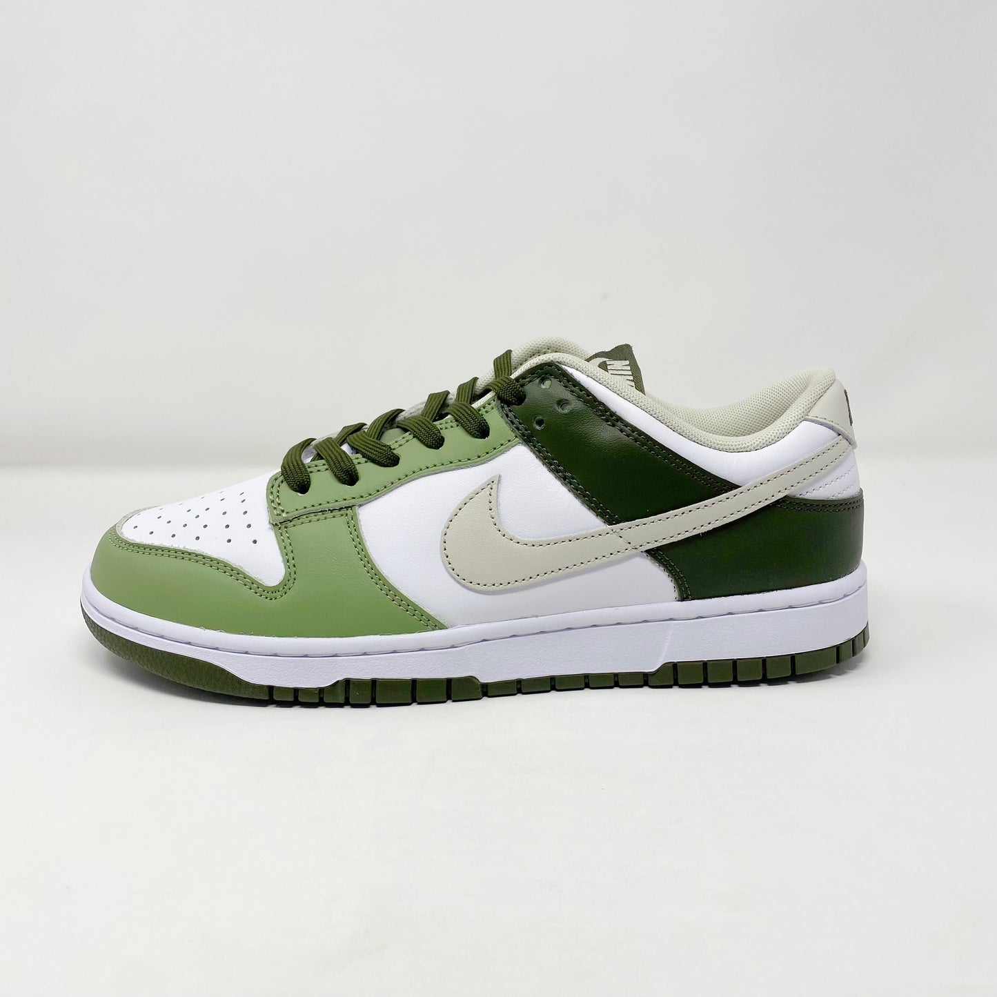 Nike Dunk Low “Oil Green”