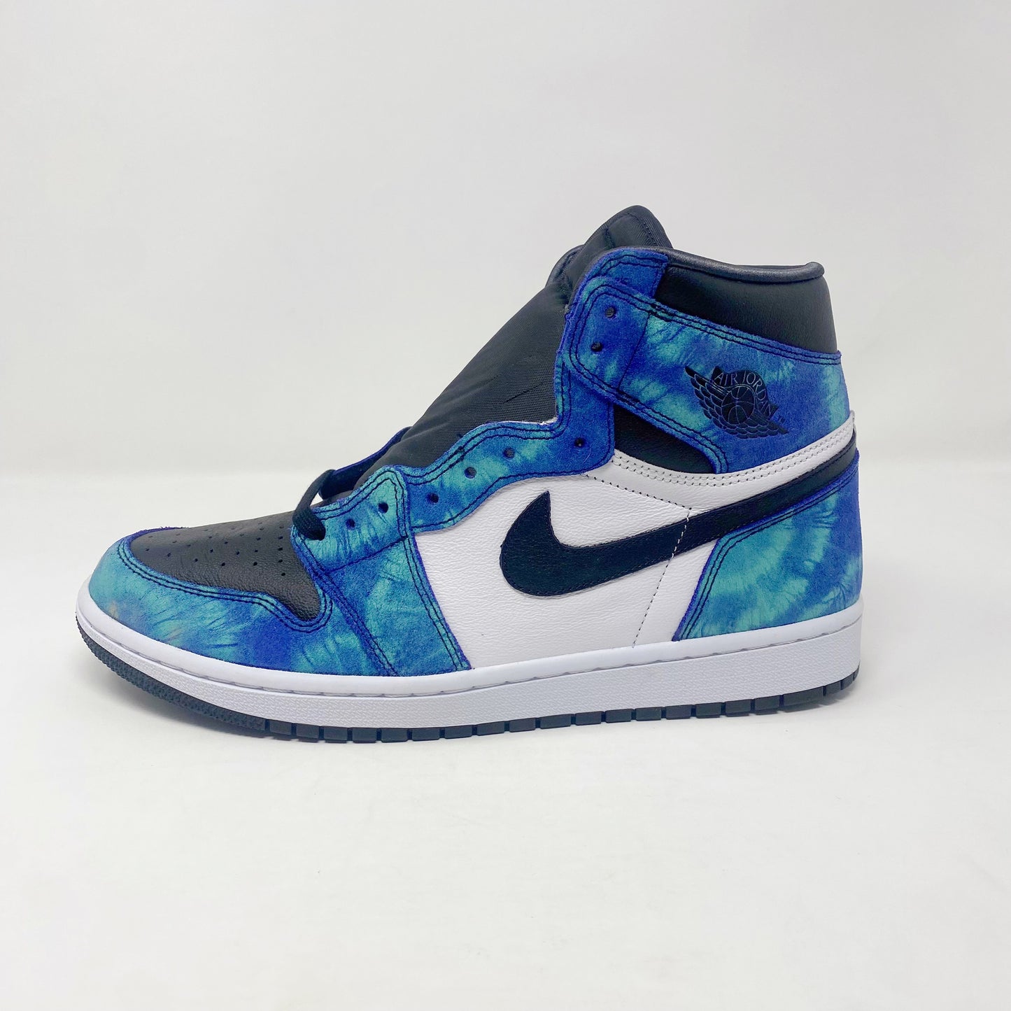 Jordan 1 High OG “Tie-Dye” (W)