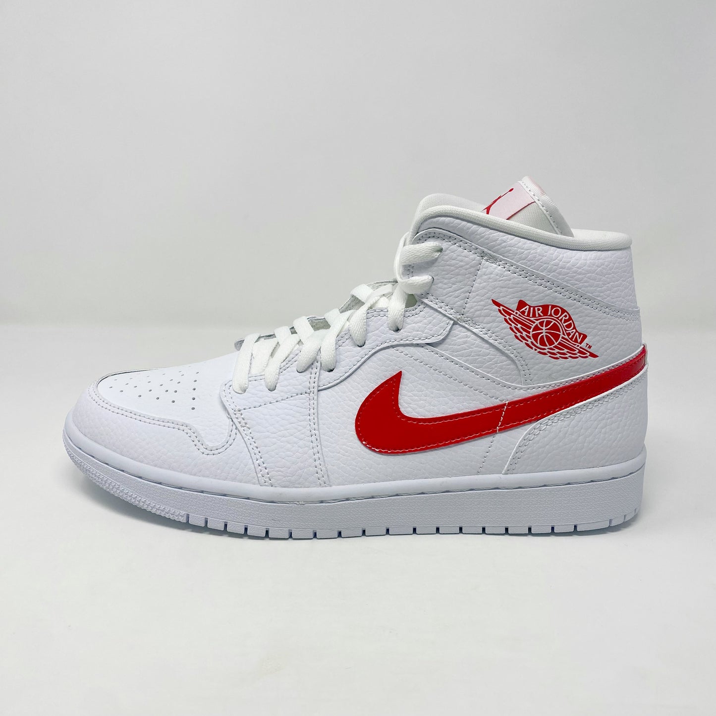 Jordan 1 Mid “White University Red” (W)