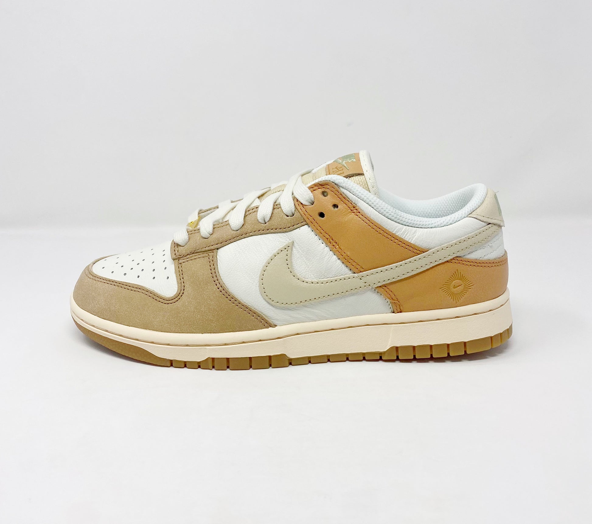 Nike Dunk Low “Aussie” (W) – KeepEmLACED