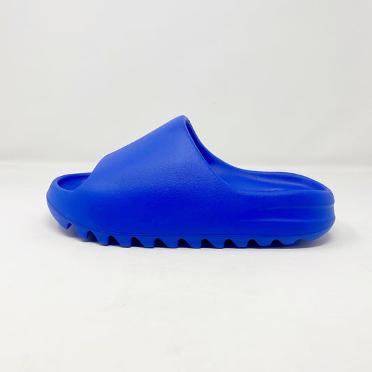 Yeezy Slide “Azure”