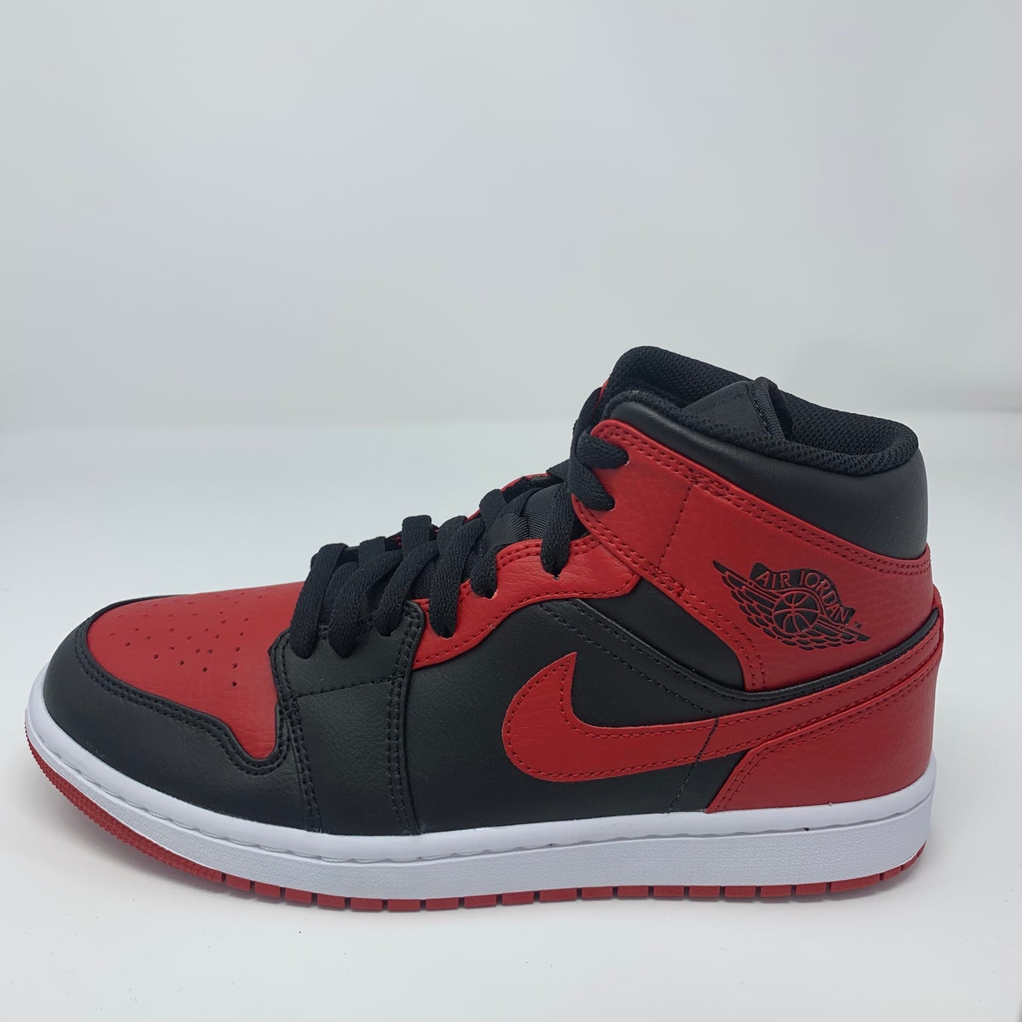 Jordan 1 Mid "Banned" (GS)