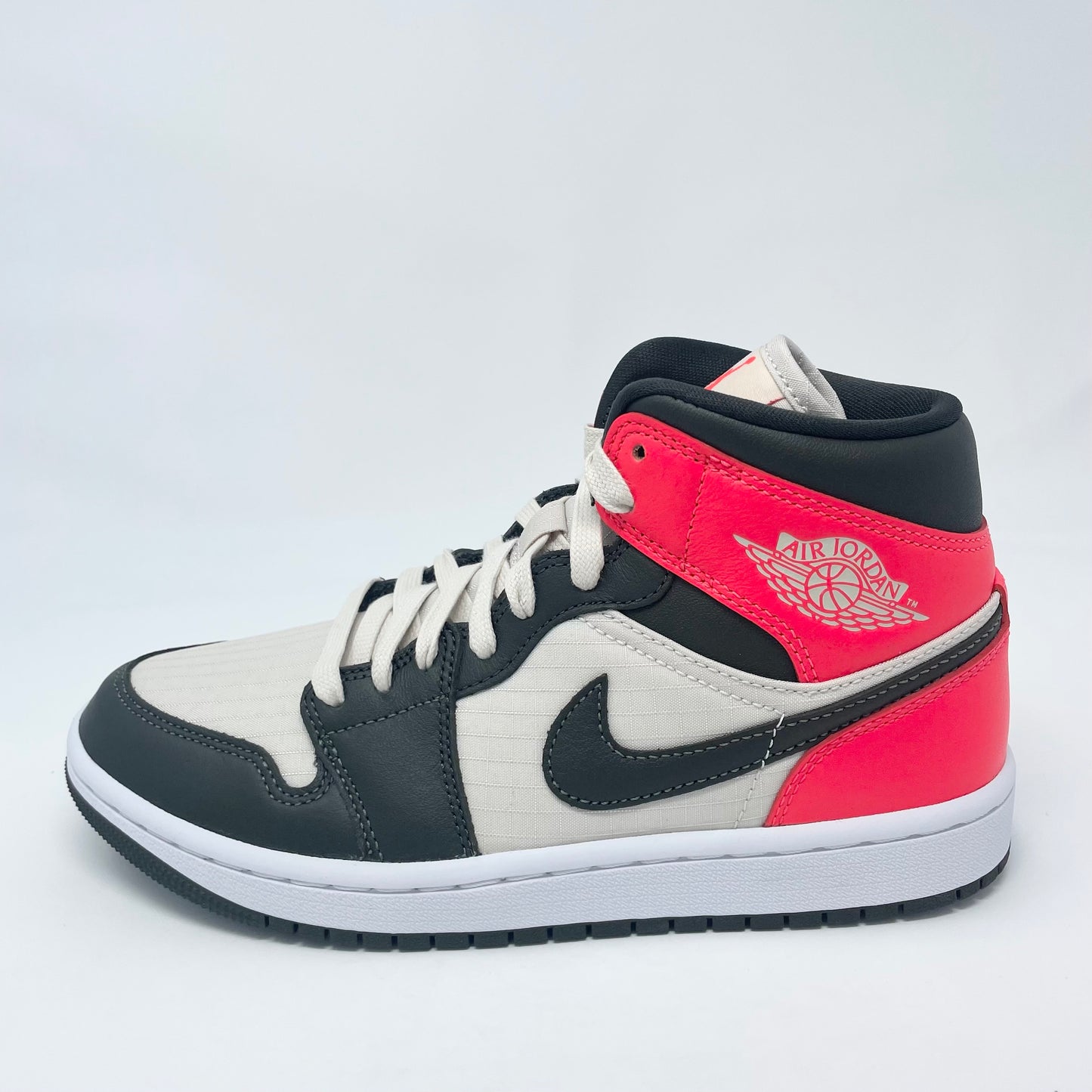 Jordan 1 Mid "Light Orewood Brown" (W)