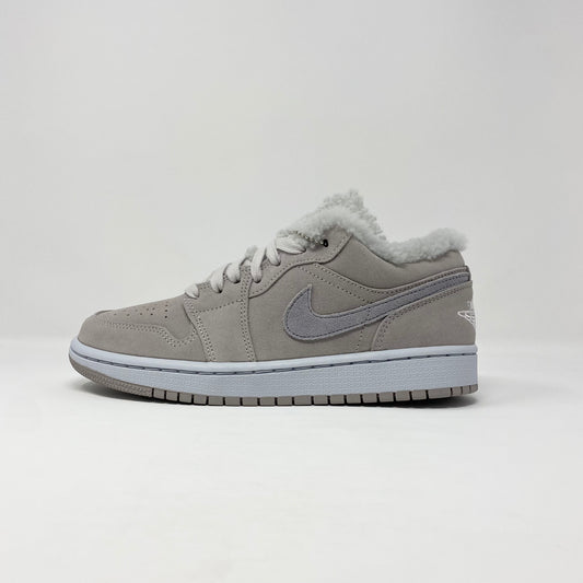 Jordan 1 Low “Fleece” (W)