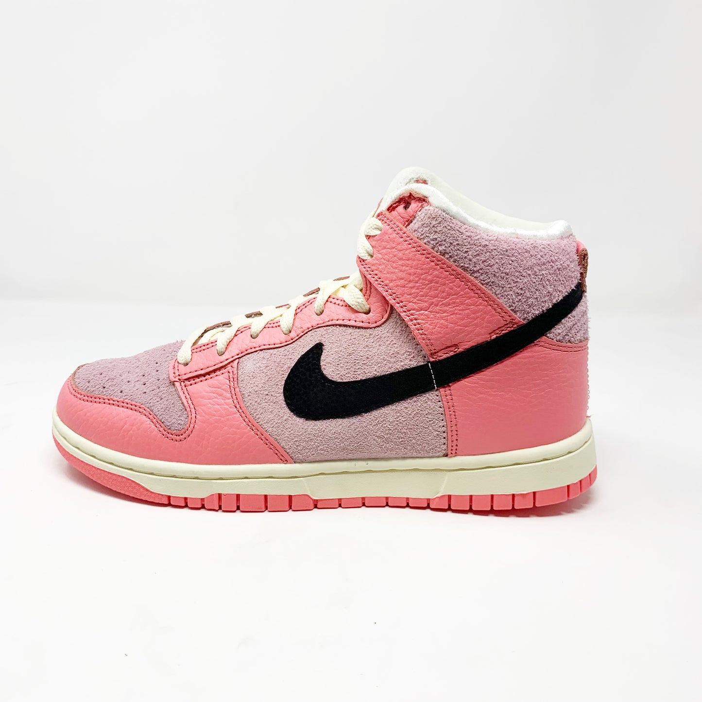 Nike Dunk High “Hoops Pack Pink” (W)