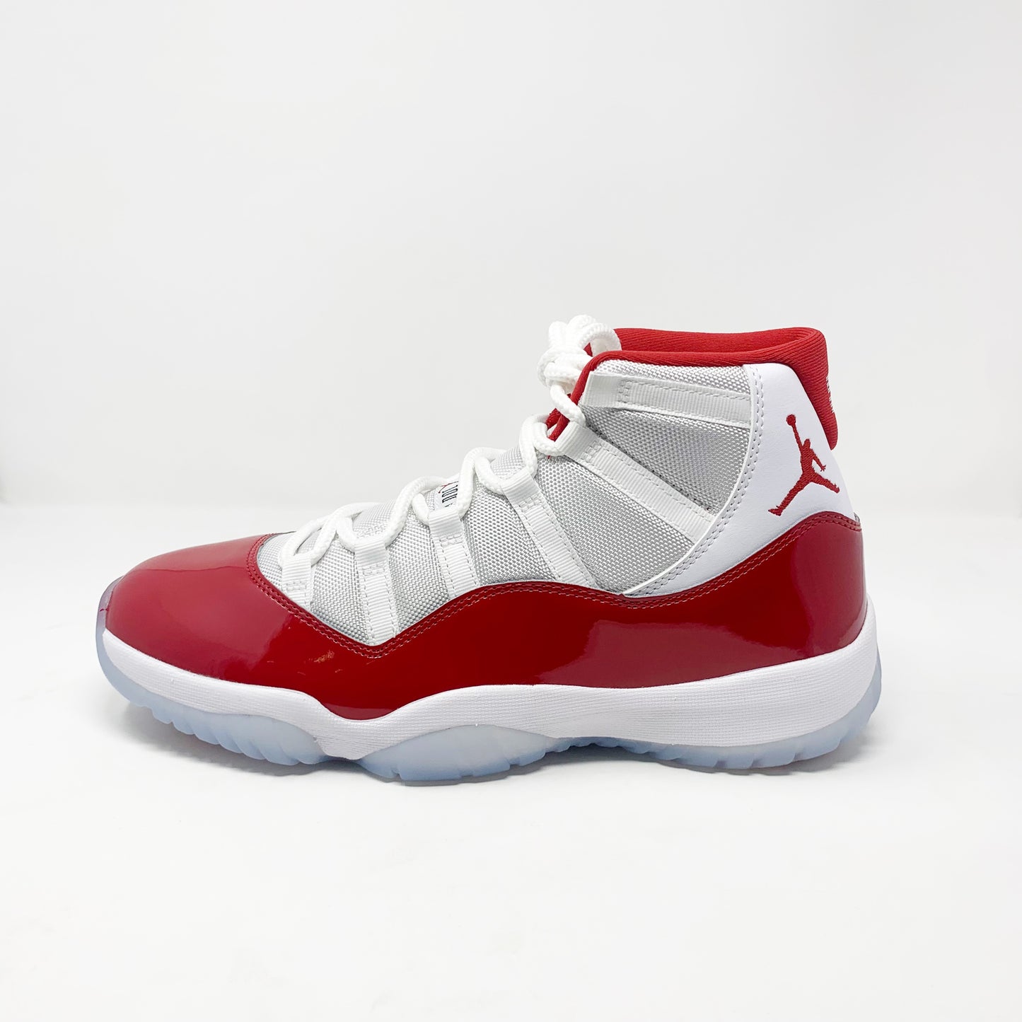 Jordan Retro 11 “Cherry Red”