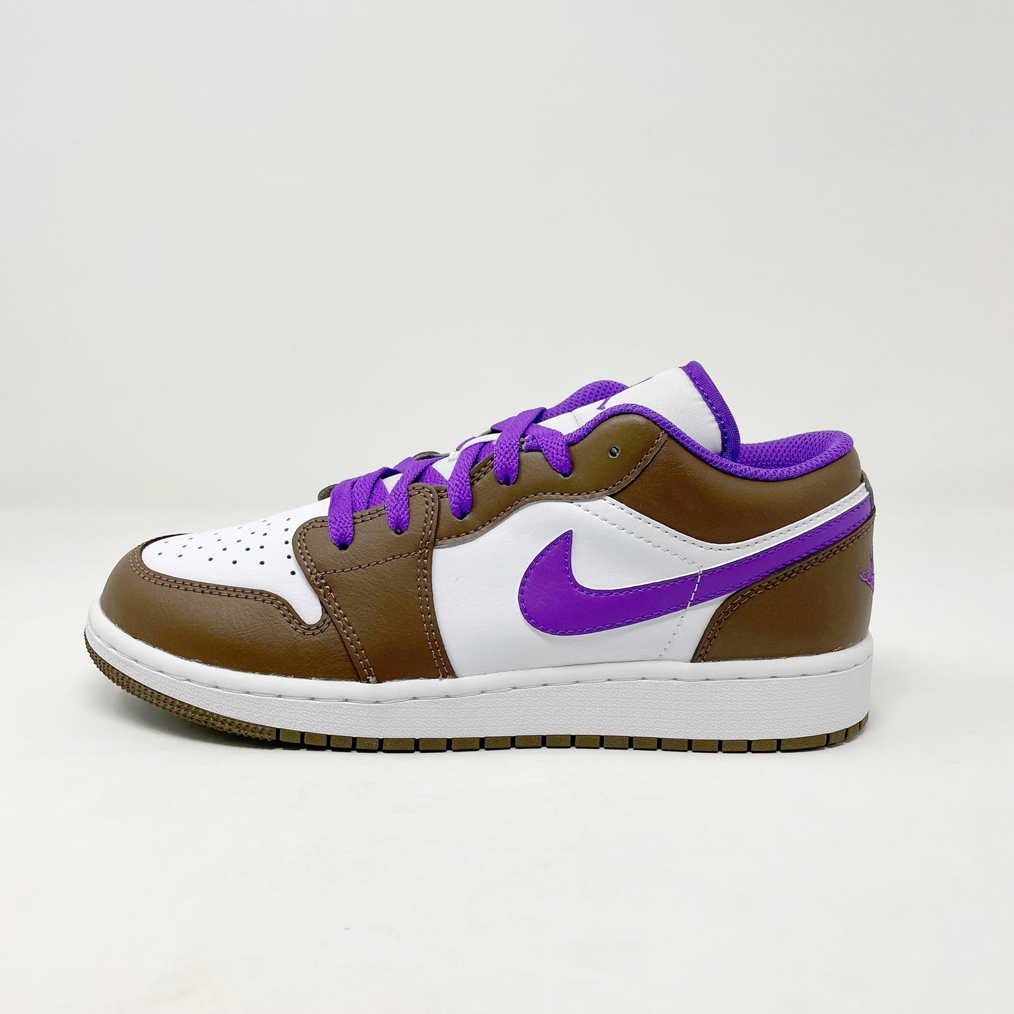 Jordan 1 Low “Grape Mocha” (GS)