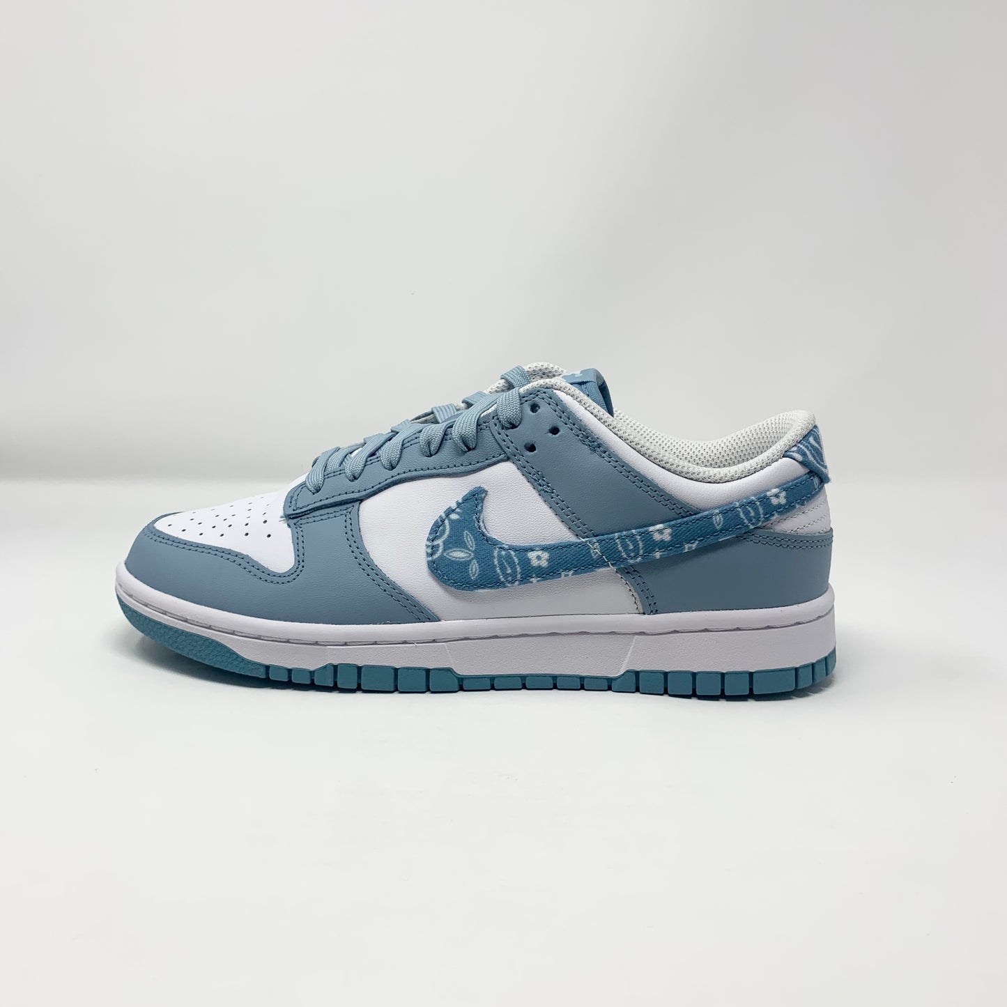 Nike Dunk Low “Paisley Pack Worn Blue” (W)