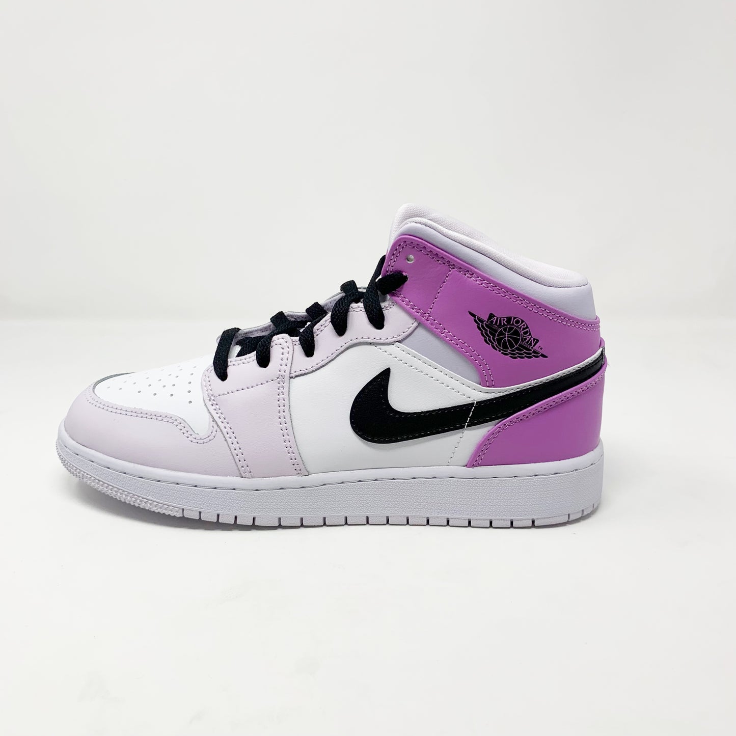 Jordan 1 Mid “Barely Grape” (GS)