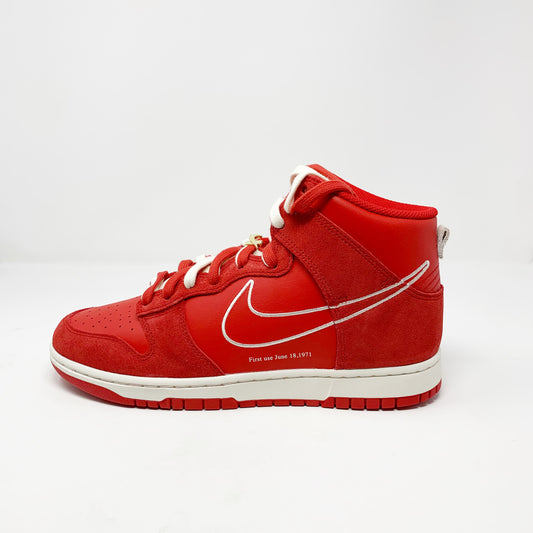 Nike Dunk High “First Use Red”