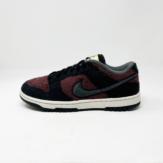 Nike Dunk Low SE “Dark Fleece” (W)