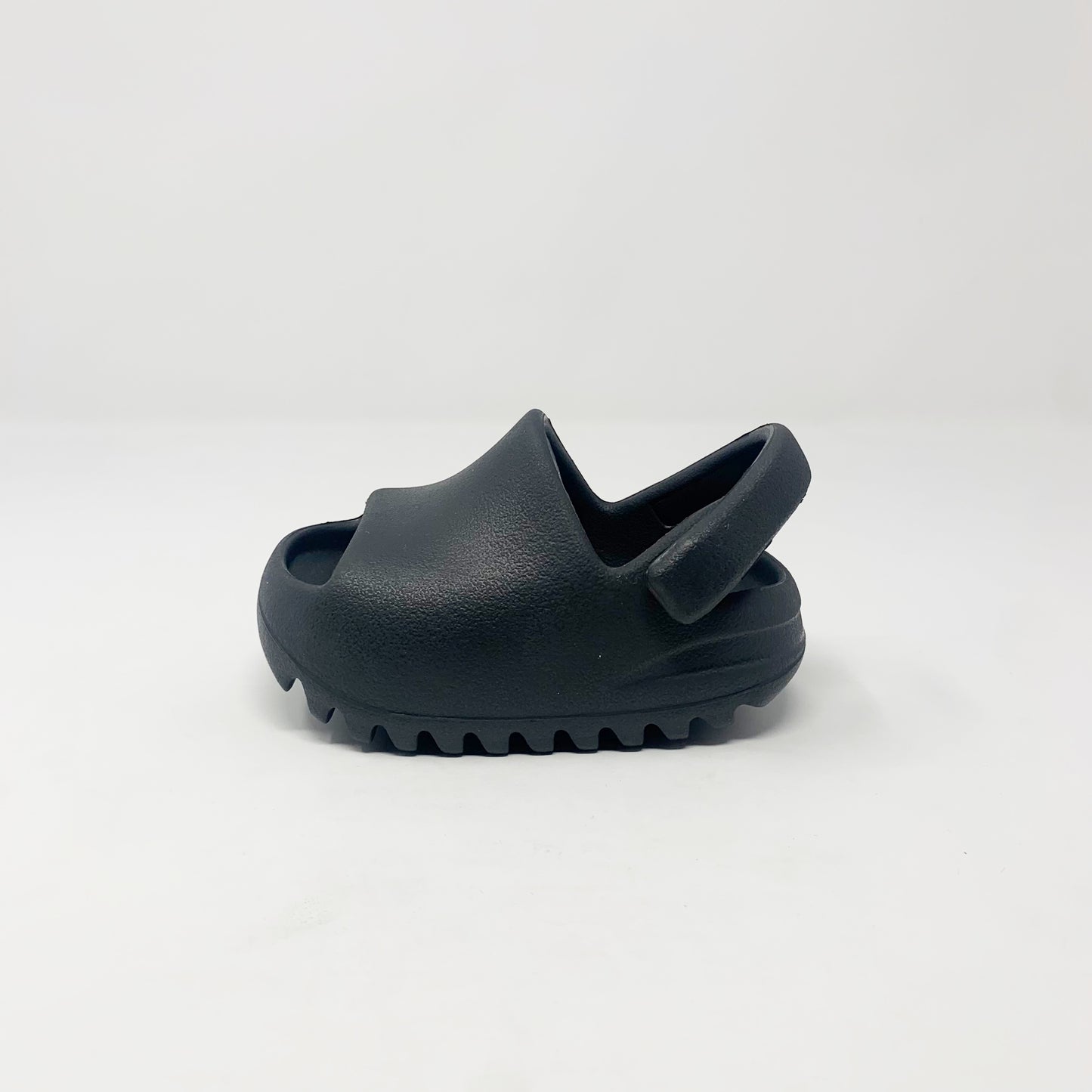 Yeezy Slide “Onyx” (TD)